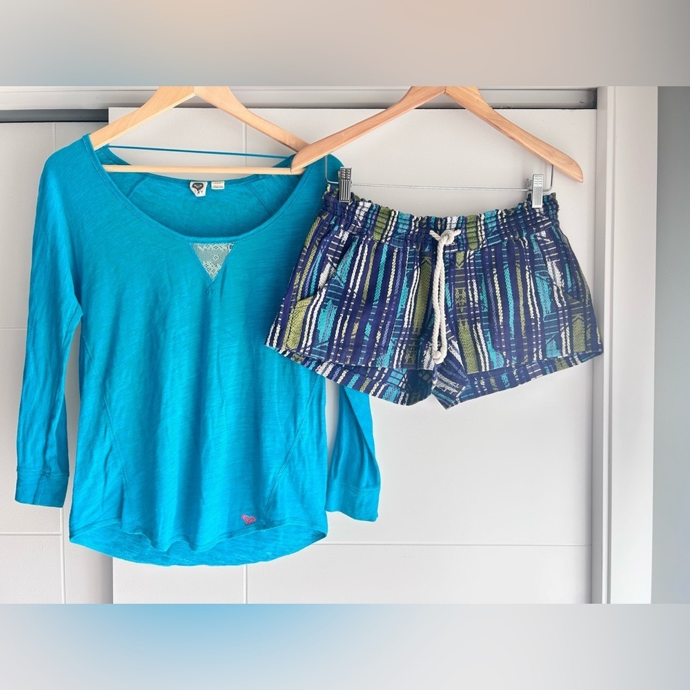 Roxy Knit shorts and Matching 3/4 sleeve shirt